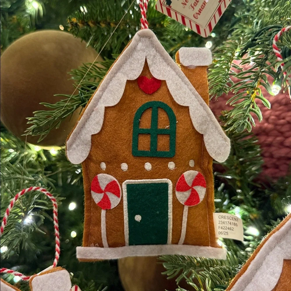 Target felt gingerbread house ornaments Christmas tree X 3 gift tags toppers